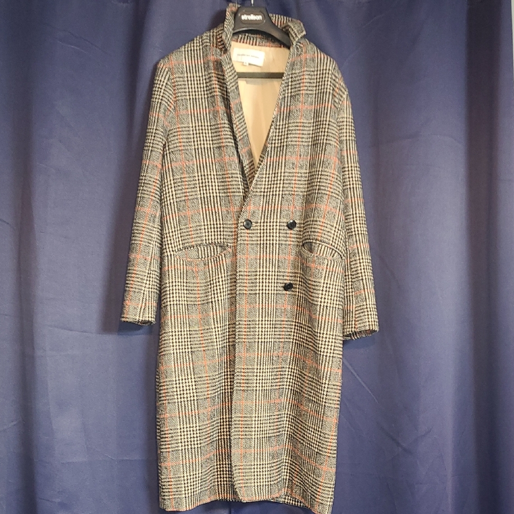 Cupcakes & Cashmere Black and Gray Trench Coat